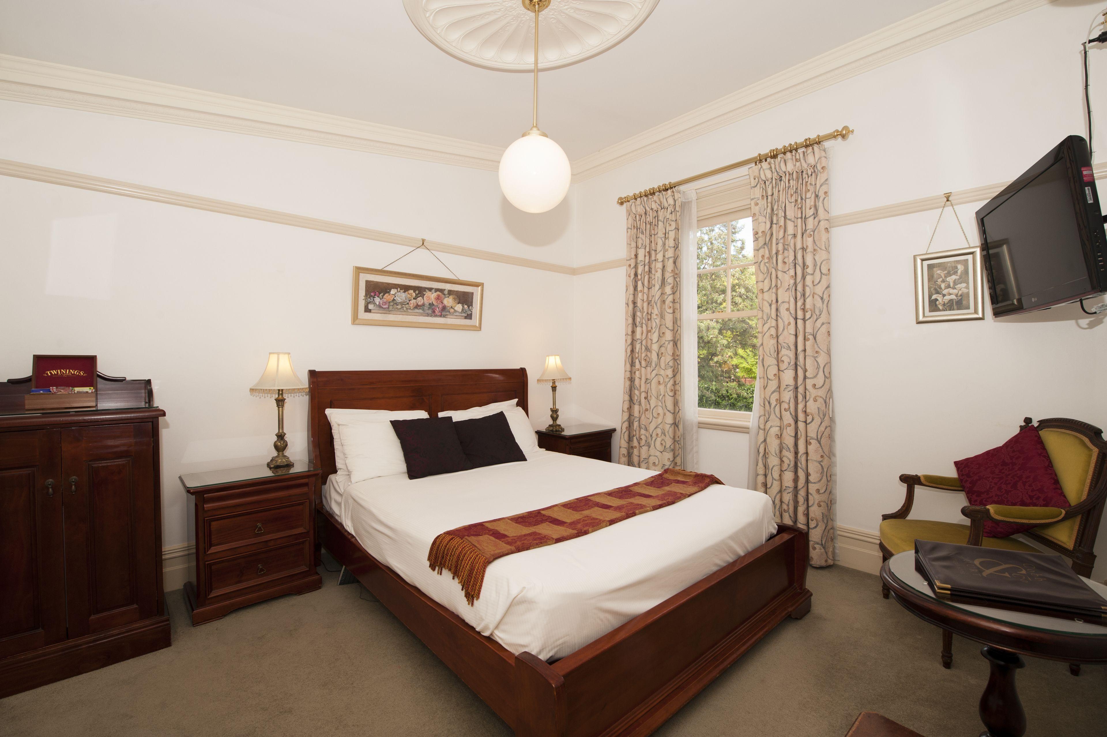 Cobb & Co Court Boutique Hotel Mudgee