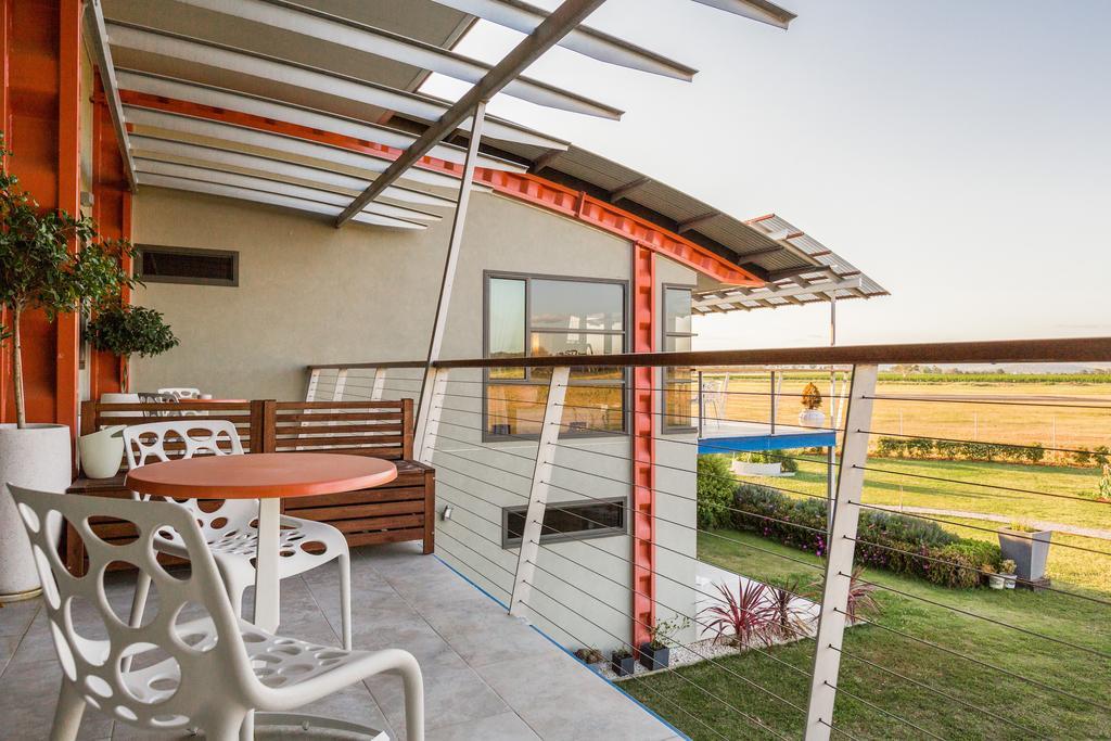 Bed & Breakfast Hangar House *