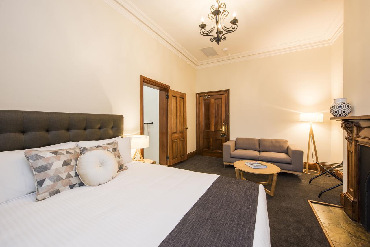 The Parkview Hotel