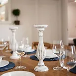 Mcg A Hamptons Inspired Holiday home Mudgee