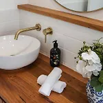 Mcg A Hamptons Inspired Holiday home Mudgee