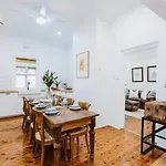 Yarranvale On Gladstone - A Gorgeous Country Abode