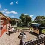 Macquarie Manor - Experience Grand Country Living