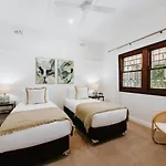 'haylock' Luxe Country Charm In Mudgee's Centre