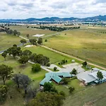 Anton Pavilion - Cheerful Country Solace In Mudgee