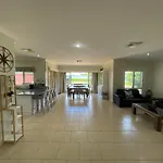 Spacious Resort Style Property With Pool In Mudgee - Rest Easy Mudgee Villa