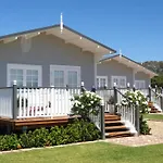 Dangerfield Oaks Boutique Cottage\'S