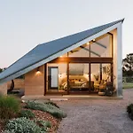 Oak Studio At Kavillo