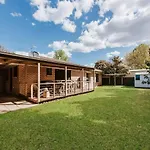 Cudgegong House - A Lush Backyard Sanctuary