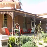 Lauralla B&B