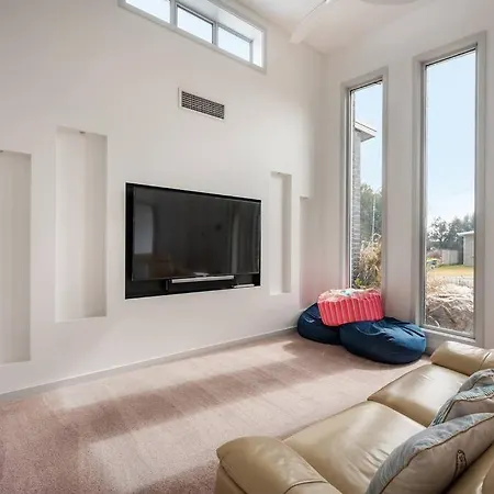 Luxury Meets Modern Along Cudgegong River Holiday home Mudgee