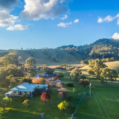 Experience Country At Lone Pine Farm stay Mudgee