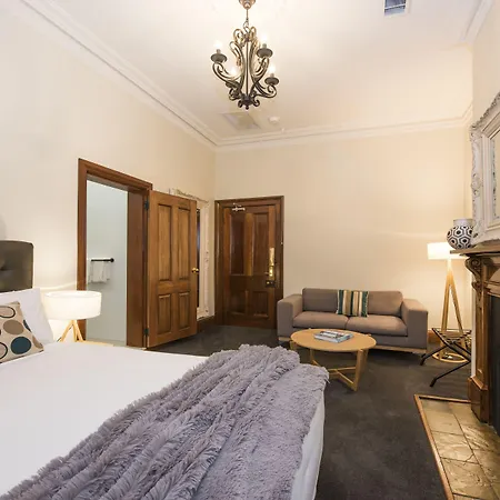 The Parkview Hotel 4*