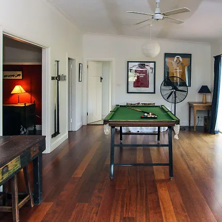 Experience Country At Lone Pine Farm stay *