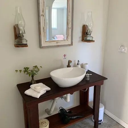 Farm stay Rocky Ridge Retreat Mudgee