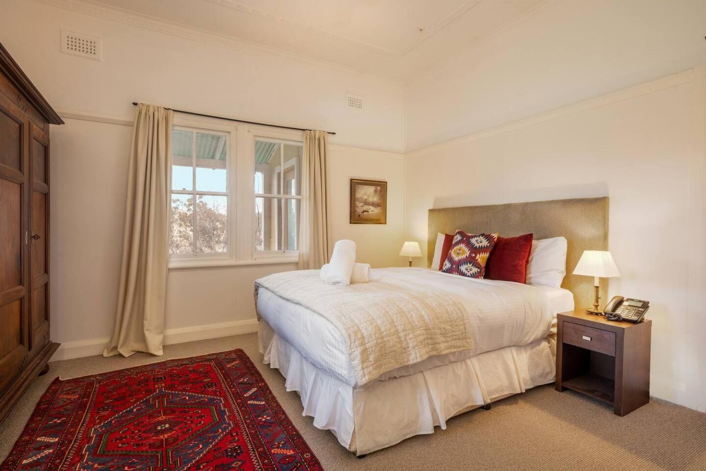 Reset Your Senses In Meroo At Lone Pine Farm stay