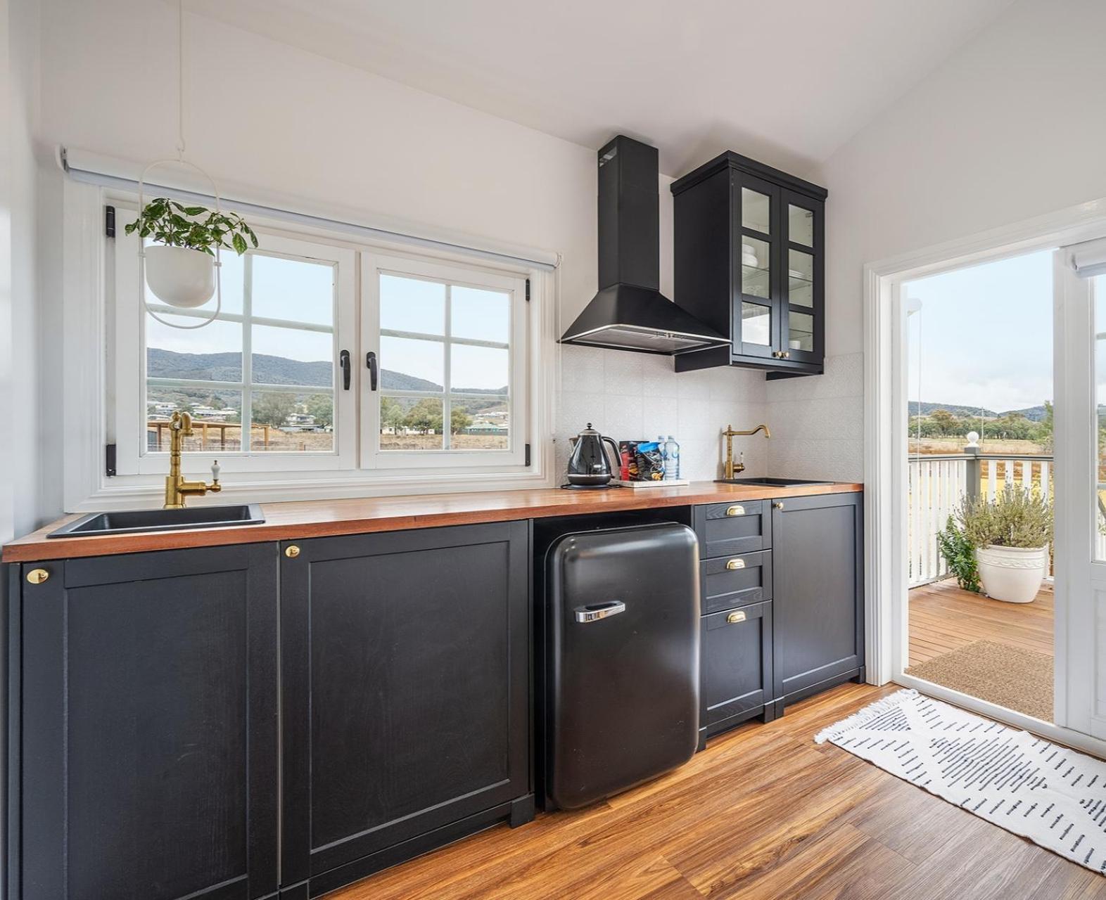 Dangerfield Oaks Boutique Cottage's Farm stay *