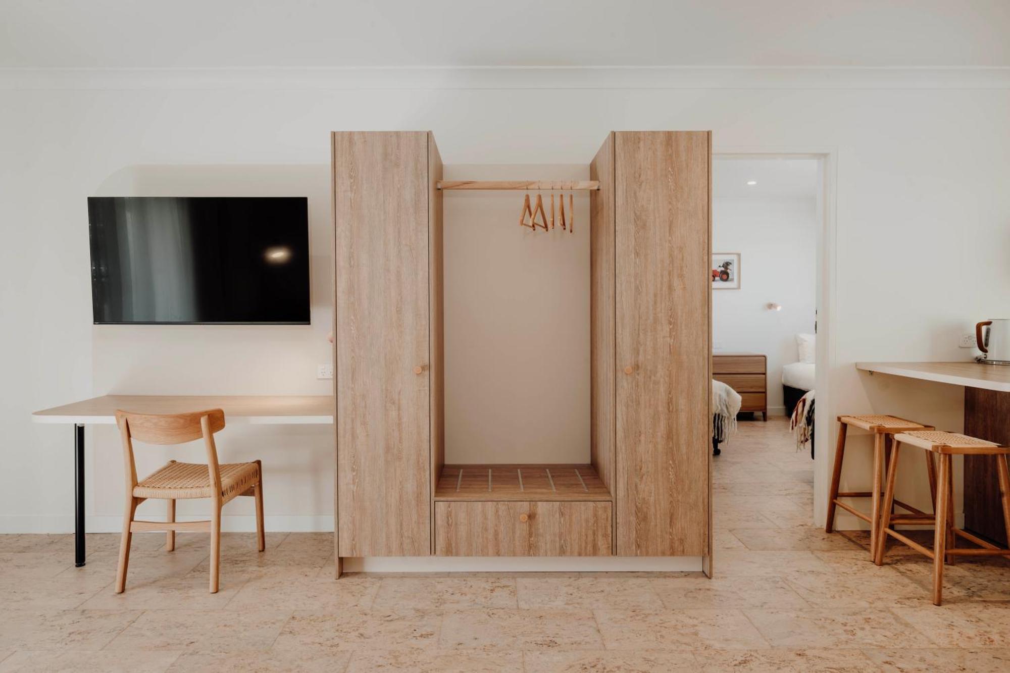 The Cudgee At Motel 4*