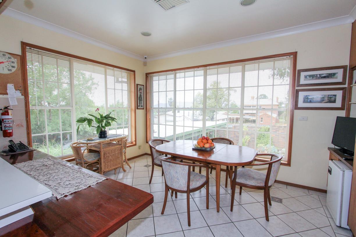 Teange House Hosted