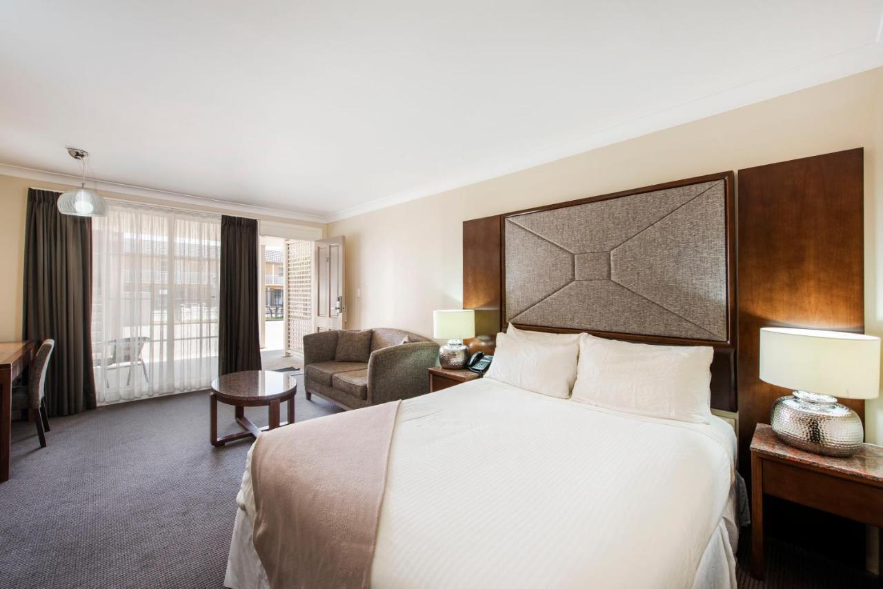 Winning Post Motor 4* Mudgee